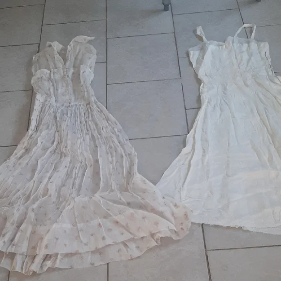 VINTAGE 1950's Midi Crepe Dress HAND STITCHED - Picture 2 of 9